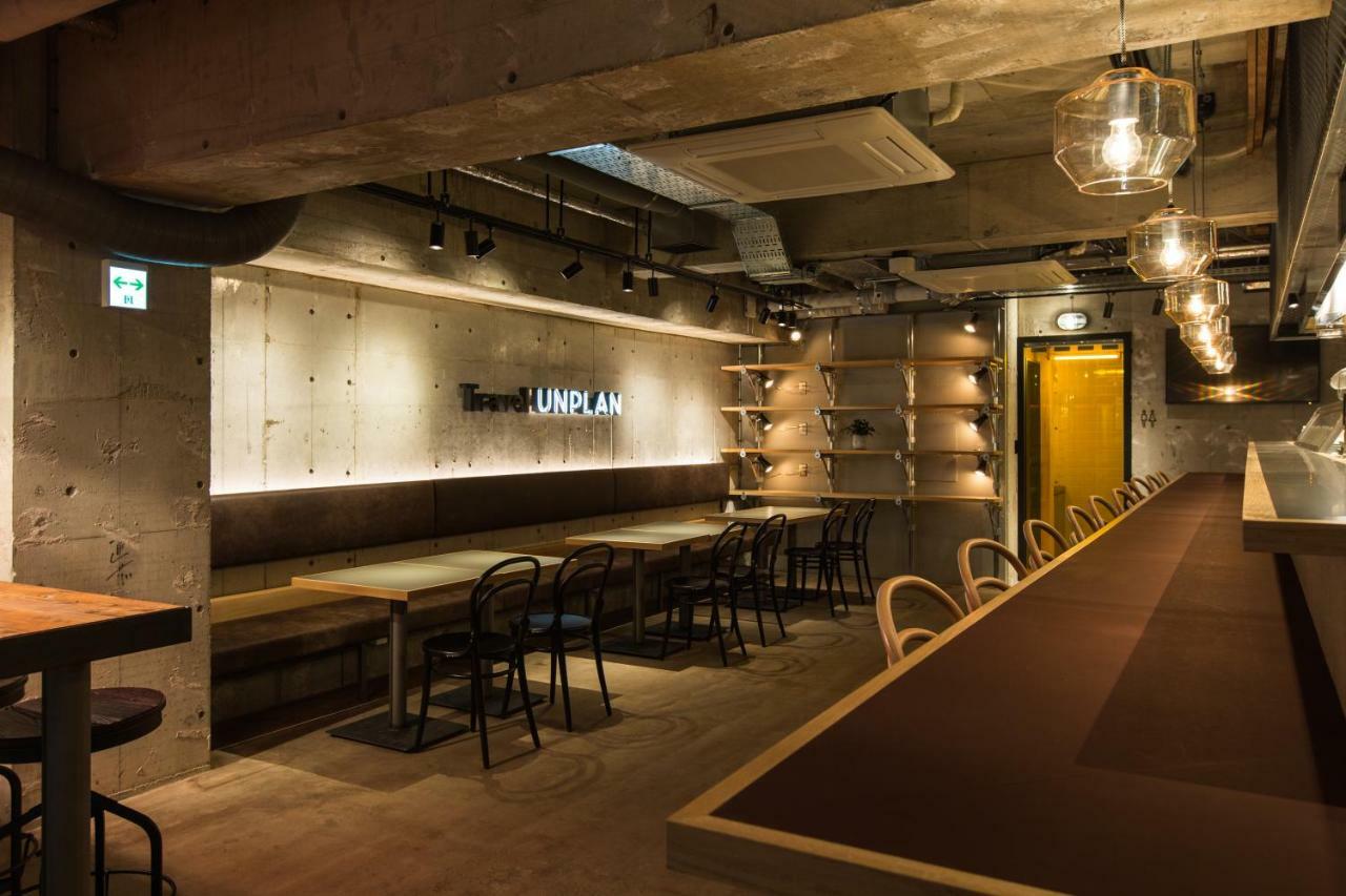 Хостел Unplan Shinjuku Токио Экстерьер фото
